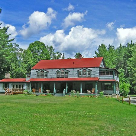 Trails End Inn Keene Valley Exterior photo