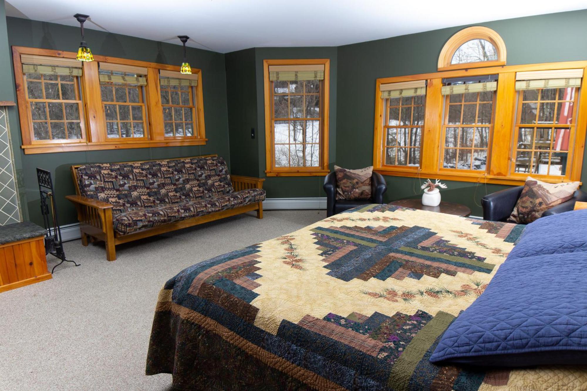 Trails End Inn Keene Valley Exterior photo